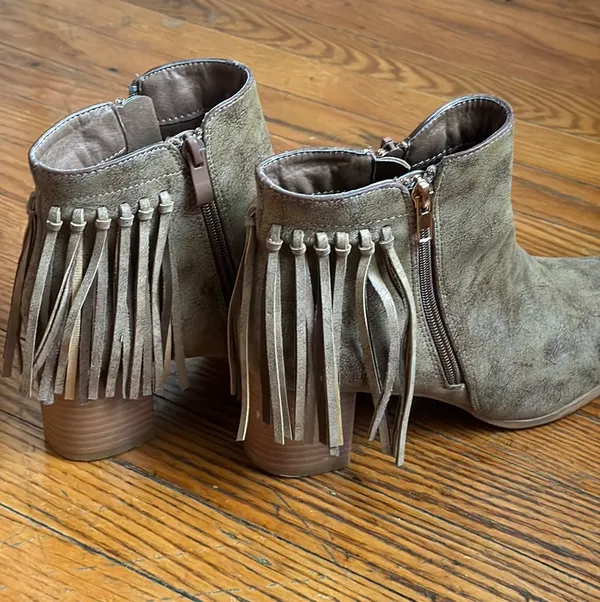 Fringe Boho/Cow Girl Boots - Image 3