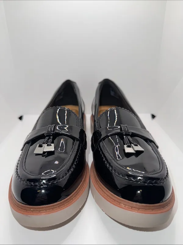 Clarks Westlynn Bella Black Patent Loafers Women's Size 8.5 - Image 6