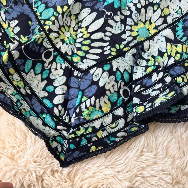 Aerie Rock 'n' Ruffle Skort in Blue Black Purple Multi Size XSmall NWT - Image 2