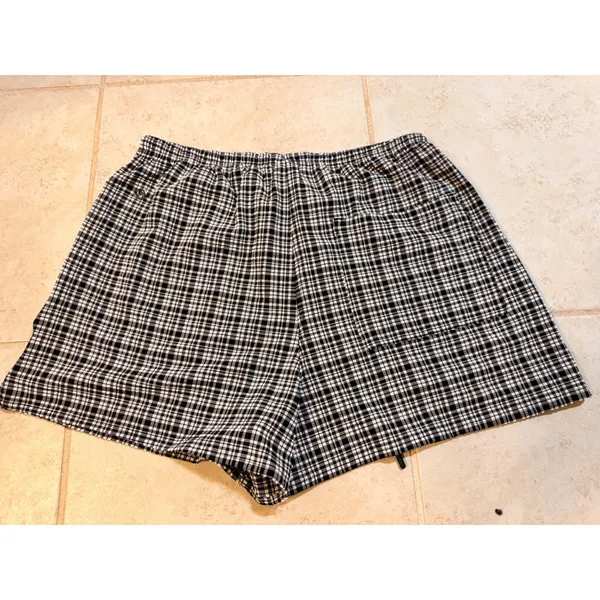 Lululemon Lab Seersucker Plaid Shorts Black White Drawstring LW7DKIS Small - Image 4