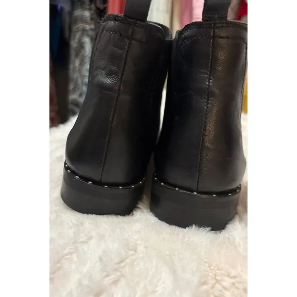 Steve Madden Boots size 9 - Image 3