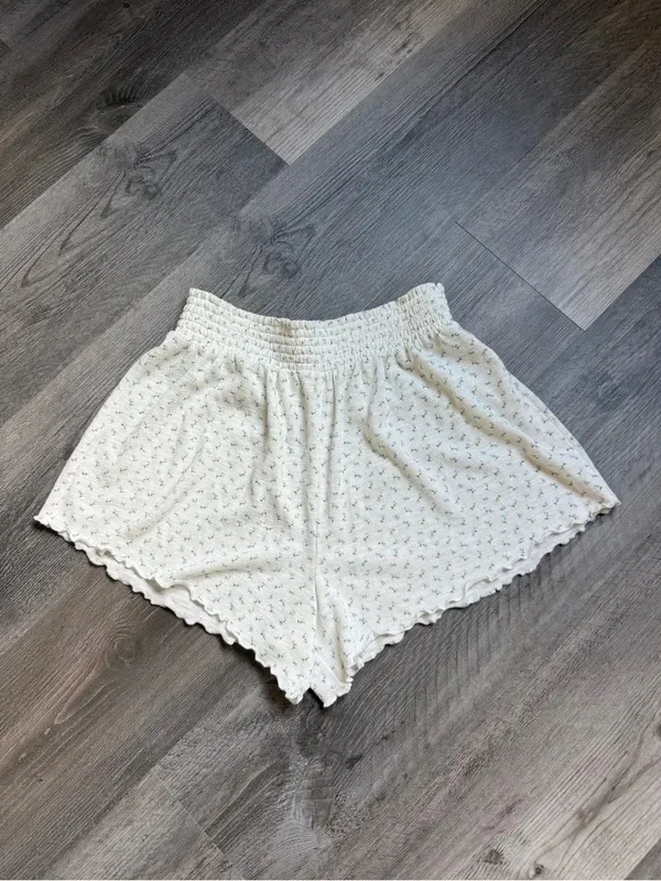 Aéropostale Floral Pull On Shorts Elastic Waist Lettuce Trim Medium - Image 2