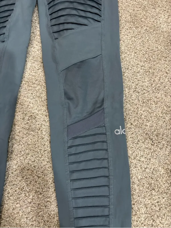 Alo Yoga Moto Full Length Airbrush Legging Gray Small Workout Activewear Running - Image 11