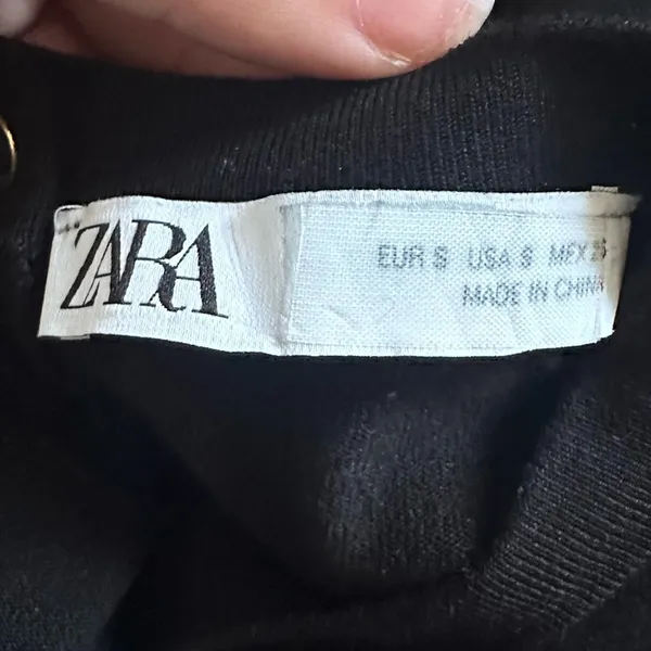 Zara Classic Black Short Sleeve Sweater - Image 5