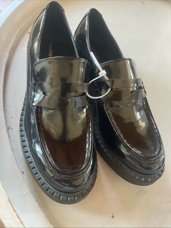 Madden Girl Black Patent Platform Loafers - Image 2