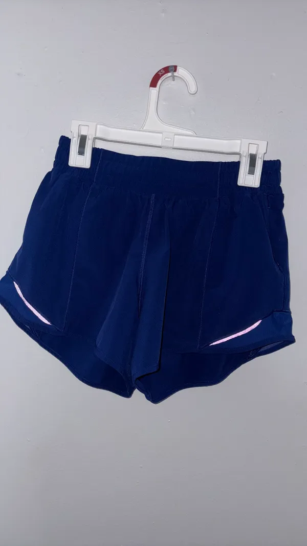 Lululemon Hotty Hot Shorts - Image 4