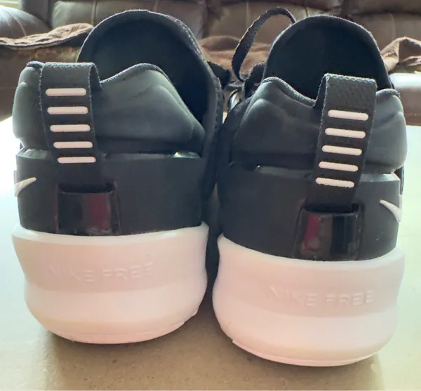 Nike Shoes - Image 9