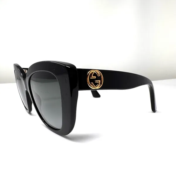 GUCCI sunglasses, made in Italy - Image 8