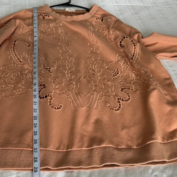POL Women's Embroidered Design Faded Orange Brown Sweatshirt Size Large - Image 9