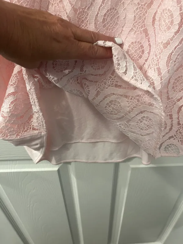 Croft & Barrow Size Medium Pink Lace Top - Image 8