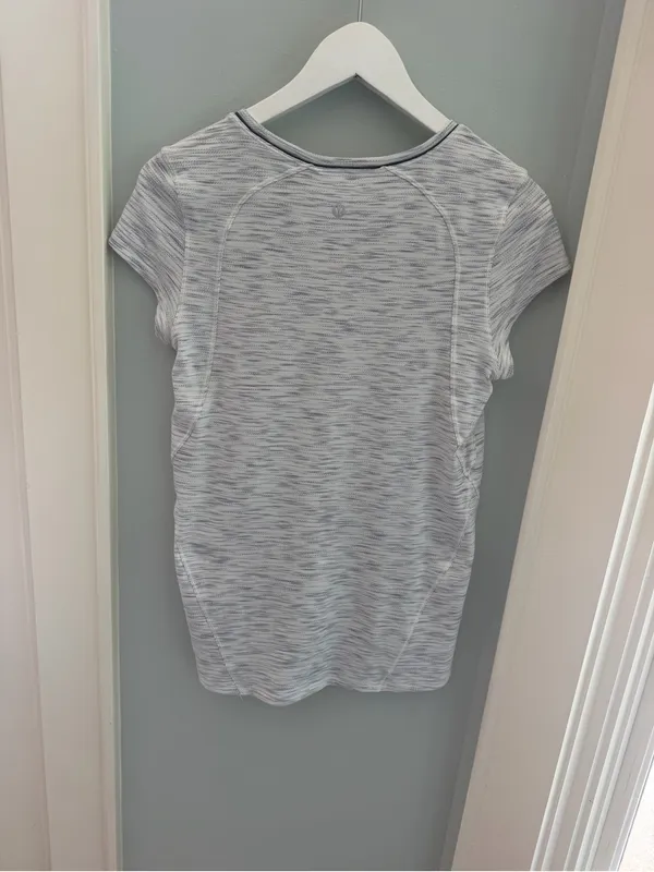 Lululemon Another Mile Short Sleeve - Image 4