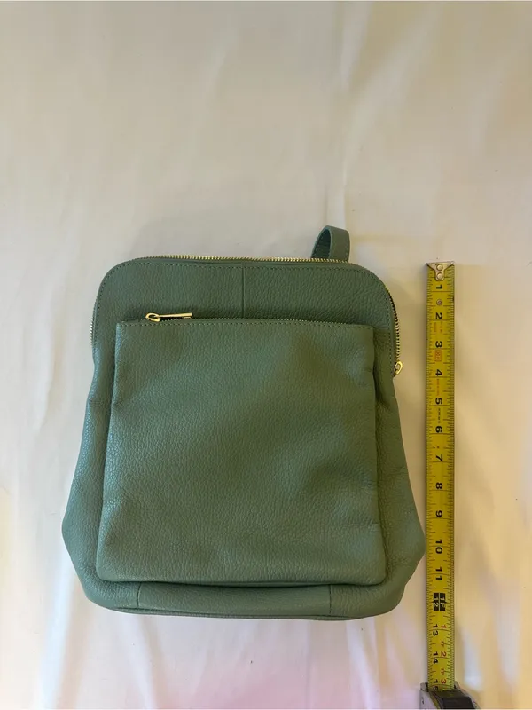 Borse in Pelle Pebbled green Leather Backpack Made In Italy nwt - Image 4