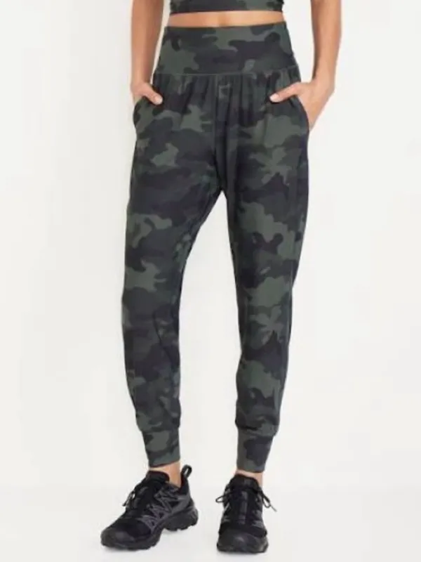 Old Navy Powersoft High-Rise Camo Jogger Olive & Black Athletic Women’s Size Med - Image 2