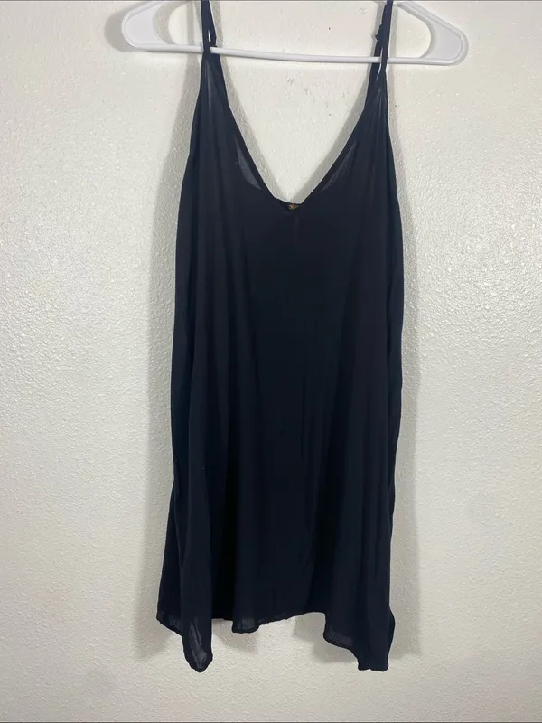 Free People black spaghetti-strap tunic top, size M 100% Viscose - Image 2