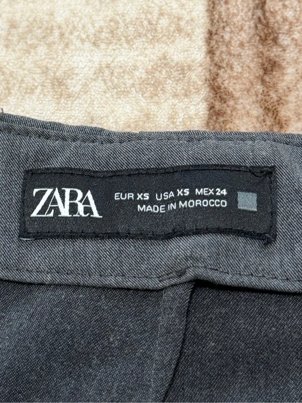ZARA Mini Skort Double-buckle belt size XS Gray Skirt Low Rise Y2K - Image 3