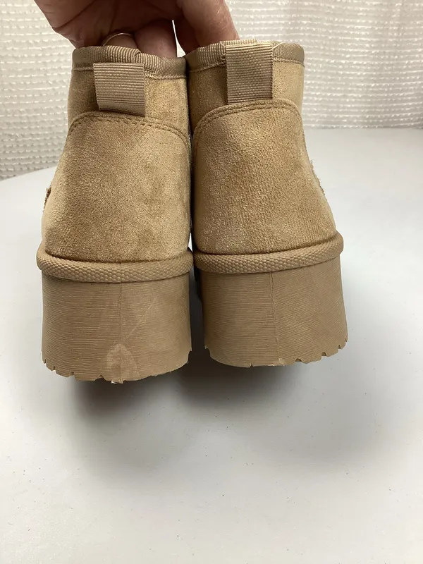 Olivia & Kate Faux Suede Faux Fur Tan Platform Booties Size 9 New with Tag - Image 9