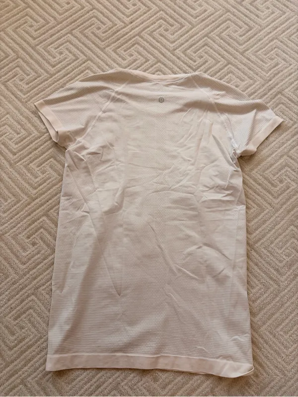 Lululemon Swiftly Tech Short Sleeve White *Sun - Image 8