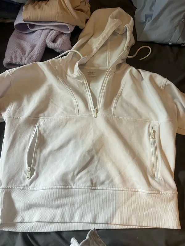 Old Navy quarter zip - Image 4