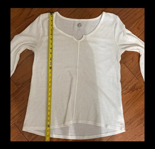 SO white longsleeves sweater size large - Image 8