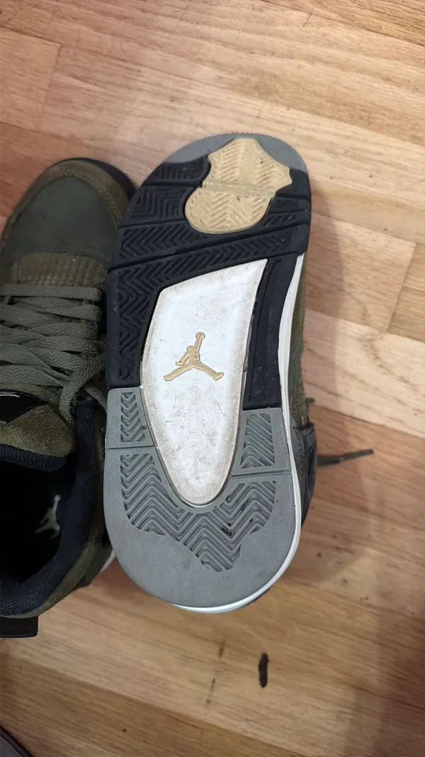 Air Jordan 4 Retro - Image 4