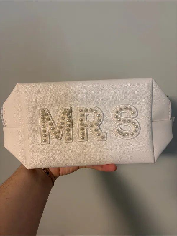 NWT Francesca’s Mrs Pearl Cosmetic Bag - Image 2