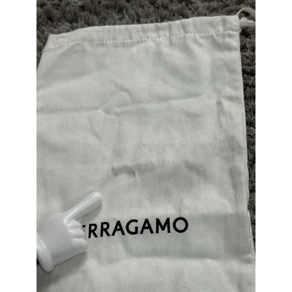 Single Salvatore Ferragamo Off White Canvas Storage Dustbag Cover 16x8 - Image 6