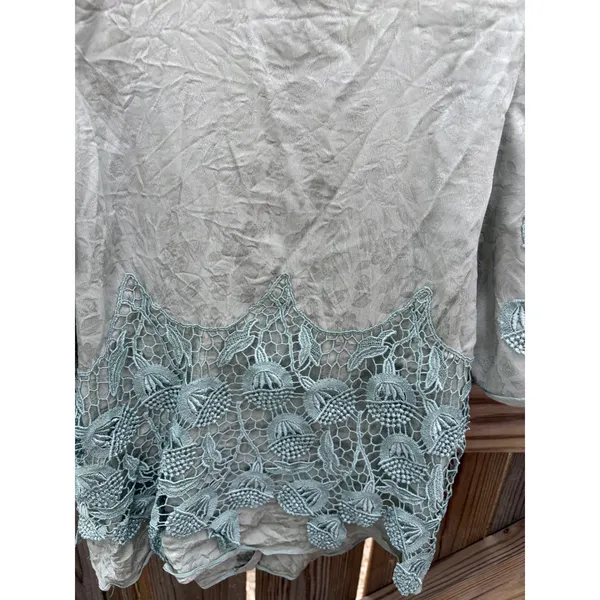 Vintage Blouse Cottagecore Sage Green Lace Applique Puff Sleeve Small‎ - Image 3