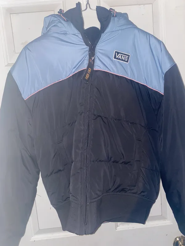 Hard Rain MTE Puffer Jacket Black And Blue - Image 6