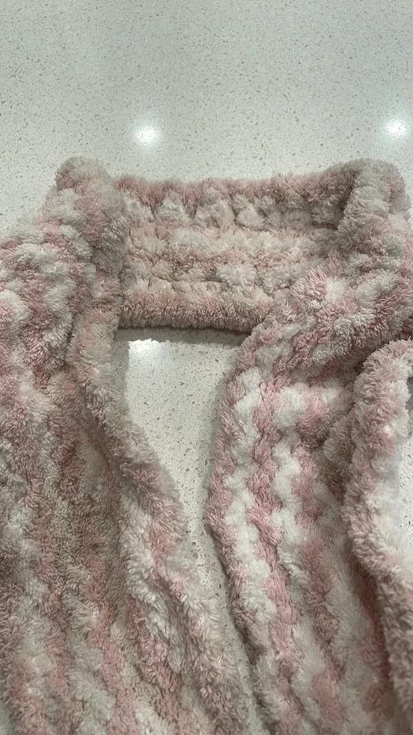 Skincare Headband Pink - Image 2