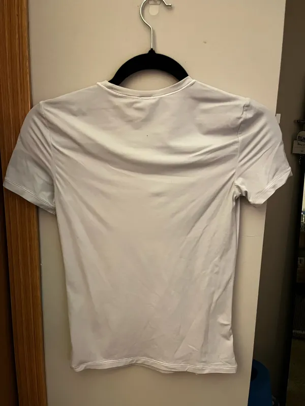 Aritzia Wilfred T-Shirt - Image 3