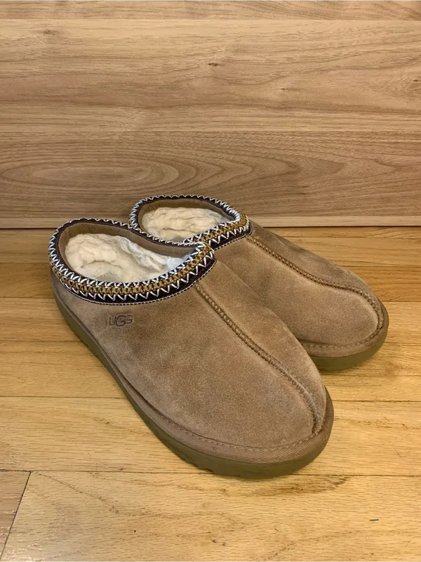 UGG Tazman Slippers - Size 7 - Image 2