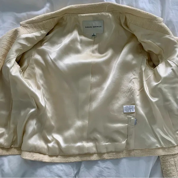 Banana Republic Boxy Jacket Cream Size 4 - Image 5