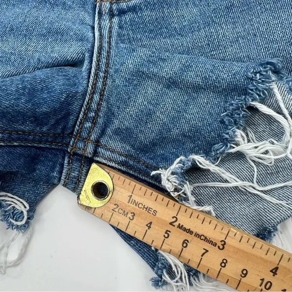 Abercrombie & Fitch The Mom Short Mid Rise size 31/12 - Image 4