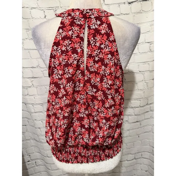 Express red and white floral printed keyhole halter Top Blouse Size Medium - Image 4