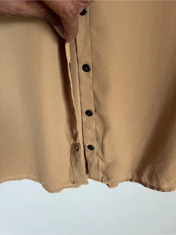 WORTHINGTON | Tan Snap Button-Front Long Sleeve Blouse Sz M - Image 4