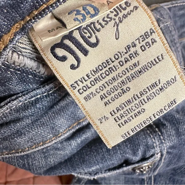 Vintage Miss Me Rhinestone Fleur-de-lis Jeans - Image 4
