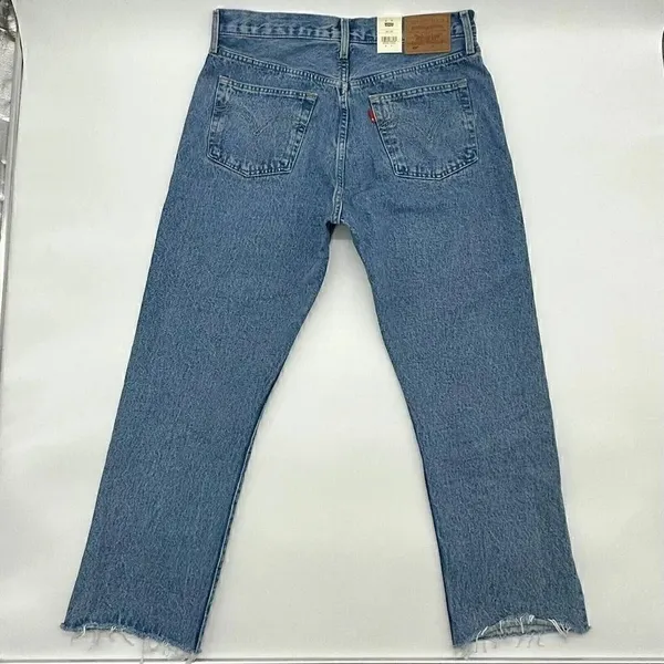 Levi's Premium 501 Original Cropped Women's Sz 30x26 Button Fly Distressed Jeans - Image 6