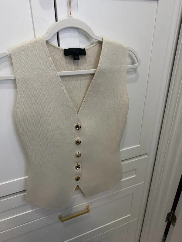 ZARA Vest Knit Small - Image 5