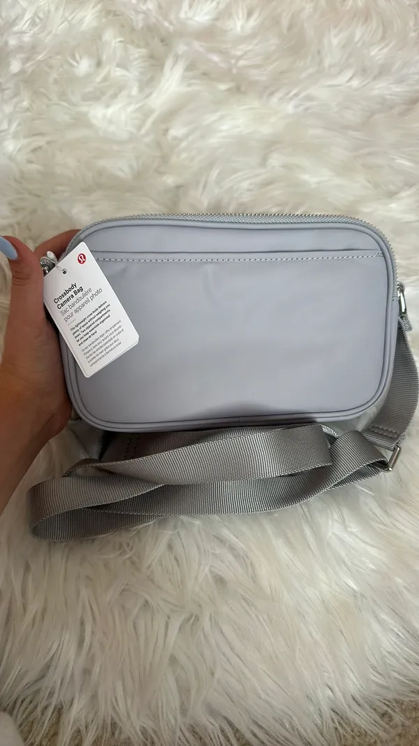 Lululemon Crossbody Camera Bag - Image 2
