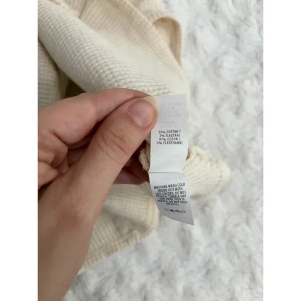 Offline by Aerie Wow Waffle Knit Cream Chihuahua Distressed Crop Tank Top M - Image 6