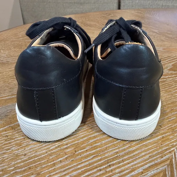 Quince Womens 100% Leather Everyday Sneaker Black White Low Top Size 8 - Image 5