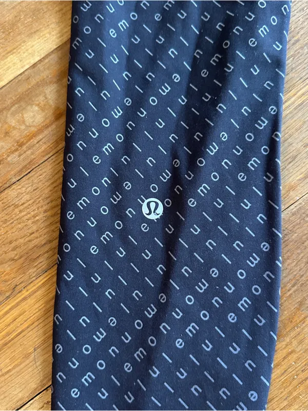 Lululemon Logo Leggings - Image 4