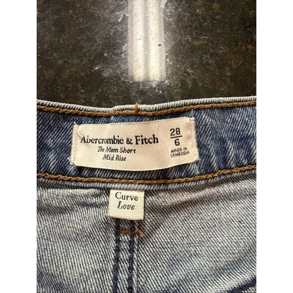 Abercrombie And Fitch Denim Shorts 28/6 Curve Love The Mom Short Mid Rise Jeans - Image 2
