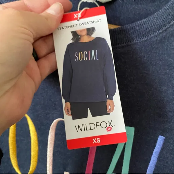 NWT Wildfox Social Pullover Sweatshirt XS - Image 3