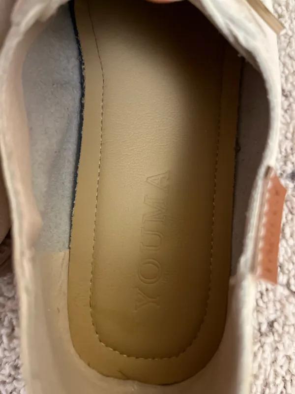 Youma platform loafer size 8  - Image 4