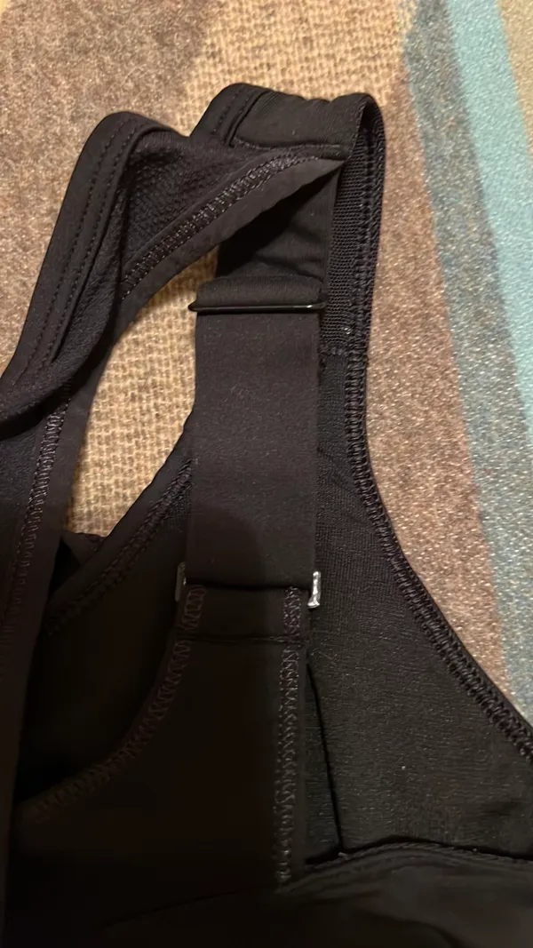 Workout Tank With Built-in Bra - Image 3