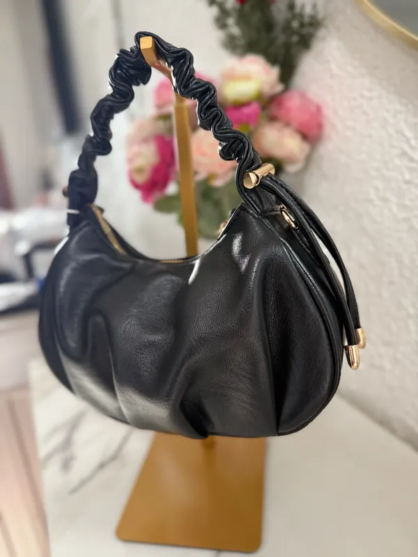 Urban Expressions Black Ruched Hobo Crossbody Shoulder Bag - Image 2