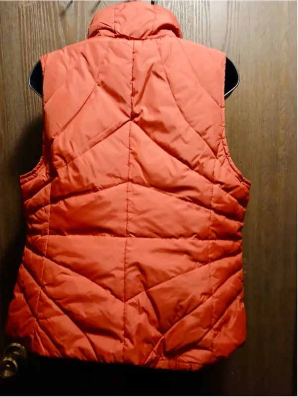 Kenneth Cole Reaction Women's Red Quilted Puffer Vest - Size L - INV316 A3 - Image 7