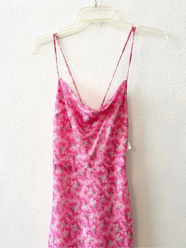 All‎ In Favor Fuschia Floral Midi Dress NEW Small - Image 4