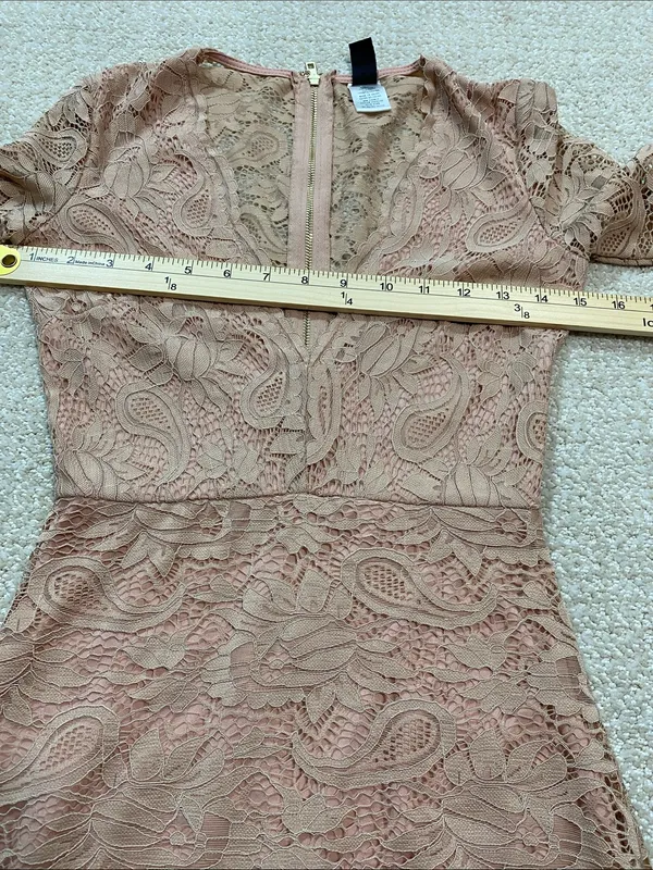 Windsor Long Sleeve Lace Bodycon Dress in Blush Size XS 90% Nylon - Image 11